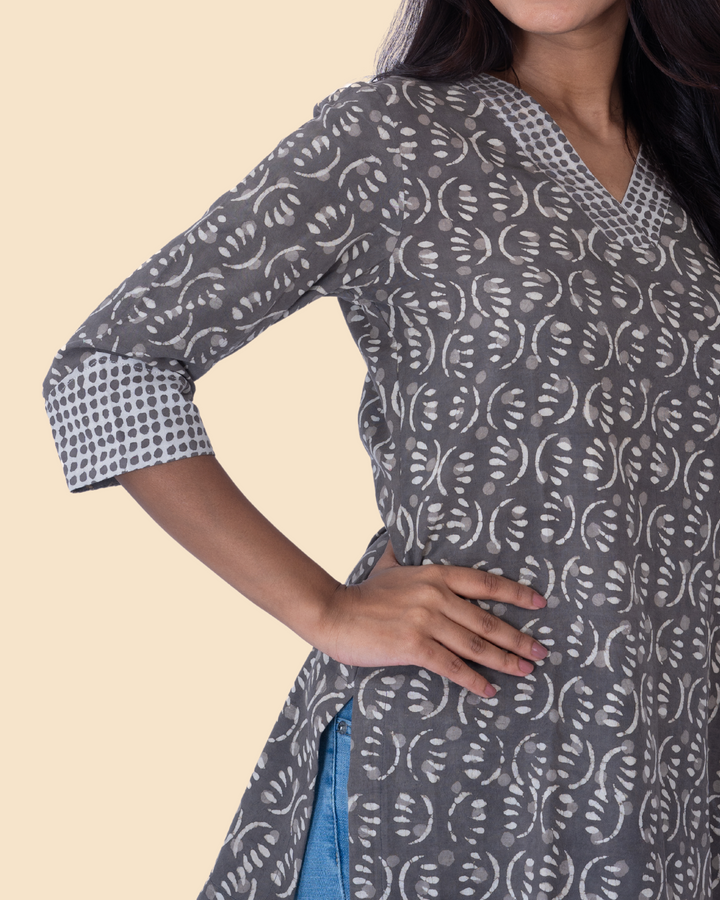 Grey Cotton Dabu Hand Block Printed Short Kurta